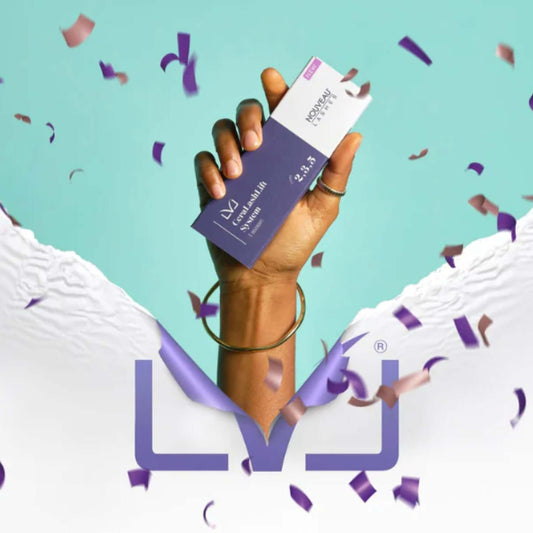 Kit LVL CeraLash Lifting System x15 (Steps 1, 2, 3, 4 & 5) LVL Cera Dieses Kit mit 15 Behandlungen ist ein unverzichtbarer Start für Ihre LVL CeraLashLift-Behandlungen. Inhalt 2 x LVL CeraLashLift System Patch Tests 1 x LVL CeraLashLift System - 15 Treatm