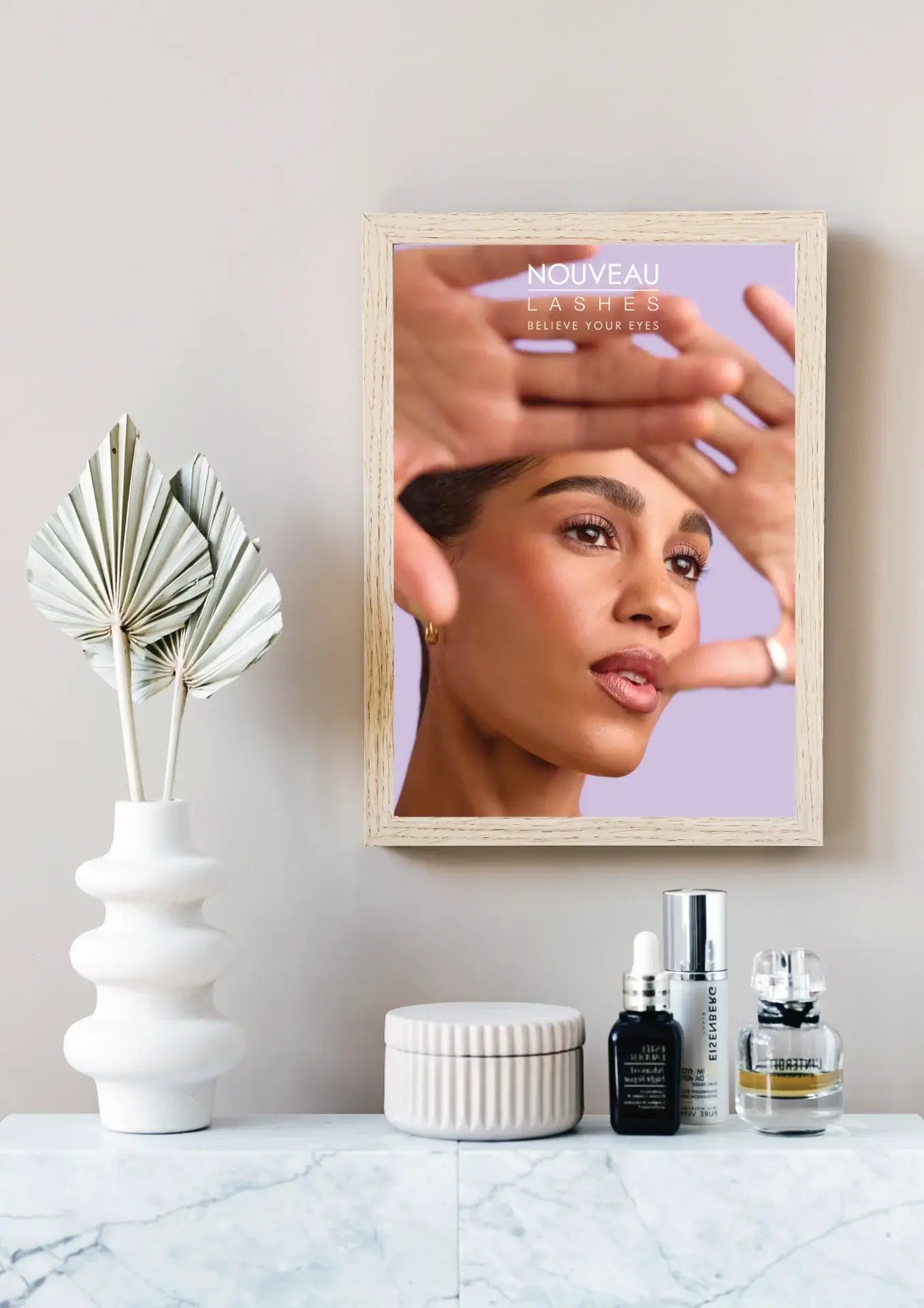 Digitale Nouveau Lashes Posterdatei Variante 2