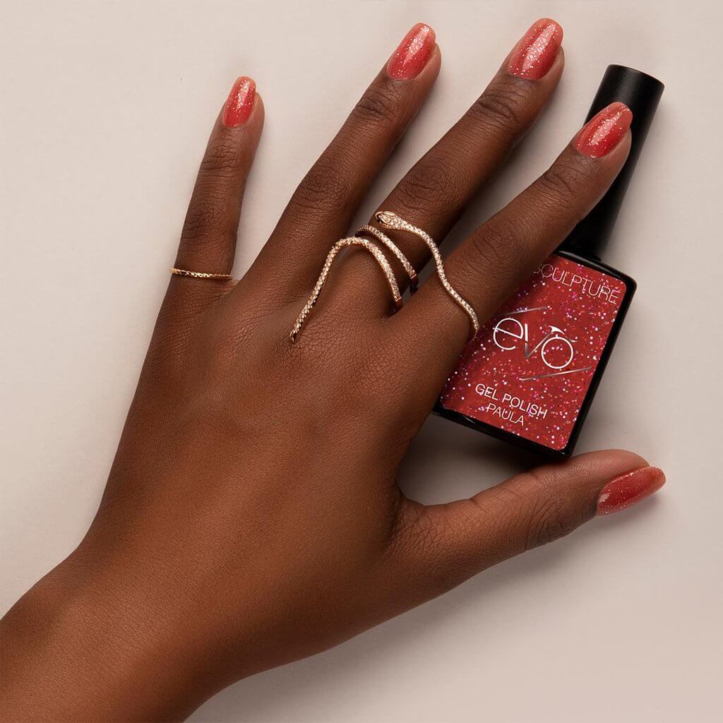 EVO CLASSICS #4 EVO Collection Bio Sculpture EVO CLASSICS #4Bestimmte Farben veralten einfach nie!BIO SCULPTURE bringt diese Klassiker von EVO und präsentiert das dritte Farbset der EVO Classics Reihe:141 Vicky, 142 Ruby, 143 Valentina, 144 Zoey , 145 Amo