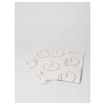 Tidy Towel (20) HD Brows Abdecktuch Unsere Tidy Towels wurden entwickelt, um Ihren Arbeitsplatz vor verschütteten Flüssigkeiten, Tropfen und Spritzern zu schützen, die bei Ihren Augenbrauenbehandlungen täglich passieren. Warum es Ihnen gefallen wird Diese