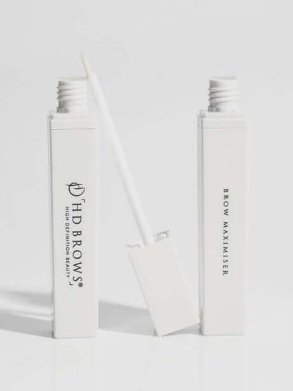 Brow Maximiser HD Brows Augenbrauen-Maximizer Begrüssen Sie Brow Maximiser, das Rezept für #BetterBrows für Ihre Kunden mit spärlichen, lückenhaften oder langsam wachsenden Augenbrauen. Dieses verstärkende Augenbrauenserum hilft, die Augenbrauendichte zu