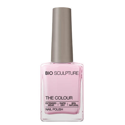 Sheer Admiration Nail Polish – Bio Sculpture Produktflasche; Farbton ein zartes, transparentes Blush-Rosa mit weicher, milchiger Transparenz