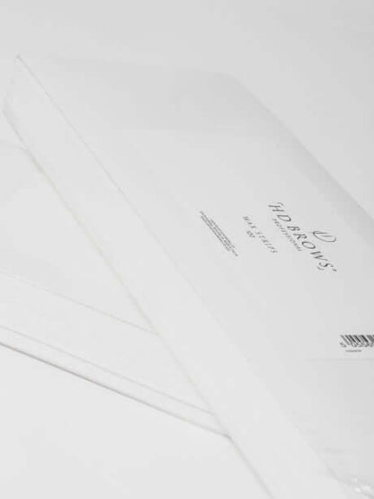 Wax Strips (100) HD Brows Wachsstreifen Entwickelt für die Wachsphase Ihrer HD Brows-Behandlungen, erhalten Sie aus dieser Packung etwa 100 Wachsstreifen, nachdem Sie sie auf die richtige Größe zugeschnitten haben. Warum es Ihnen gefallen wird Unsere HD B