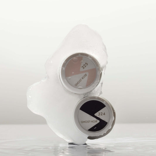 Bio Sculpture x L.A-Space Collection BIOGEL Bio Sculpture und LA-Space freuen sich, ihre Zusammenarbeit bekannt zu geben. Lorna Luxe, inspiriert von der Idee, dass jeder einen Hauch von Luxus verdient, erkannte die Übereinstimmung der beiden Marken bei de