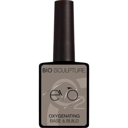 EVO Oxygenating Base & Build EVO Base Nageltyp: Alle Nageltypen. Ideal für normale, starke Nägel Anwendung: Tragen Sie eine flache Basisschicht mit unserer einzigartigen Greif- und Glättungsmethode auf. 60 Sekunden lang aushärten. Evo Oxygenating Base & B