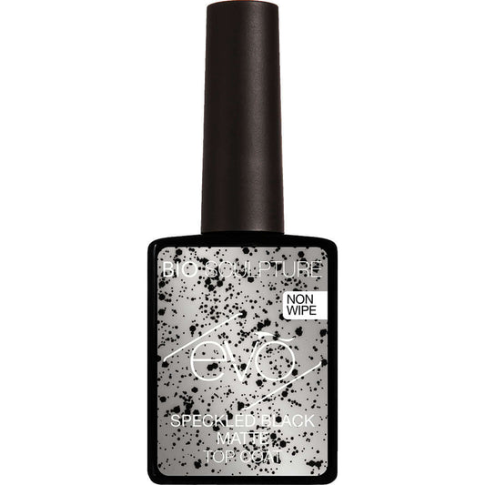 EVO Speckled Black Matte Top Coat EVO Base Weicher Gel-Decklack mit mattem Finish und schwarzen Sprenkeln Nageltyp: Alle Nageltypen Anwendung: Ihr Evo Matte Top Coat ist Ihre letzte Schicht eines Bio Sculpture BIOGEL oder einer Evo Gel-Maniküre. Sehr dünn