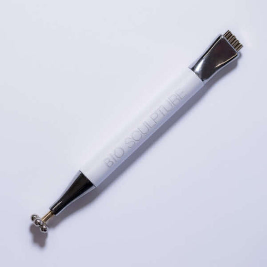 EVO Flower Magnet Pinsel & Tools EVO Gel Flower MagnetDer Magnet wird über der letzten Schicht aus vorgehärteten EVO Magnetic Color Gels verwendetKann mit folgendenEVO Magnetic Color Gels verwendet werdenAtlannaBerniceBetsyEdithIreneJanineKimLowannaMargar