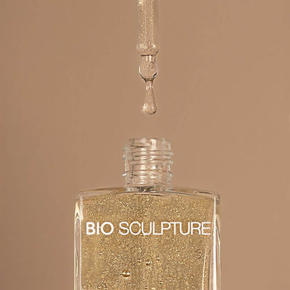 0307 Golden Nail Serum- ETHOS ETHOS Entdecke das Golden Nail Serum – eine edle Pflegeformel, die deine Nägel intensiv hydratisiert, stärkt und ihnen einen strahlenden Glanz verleiht. Angereichert mit einer kraftvollen Mischung aus Biotin, Urea und grünem