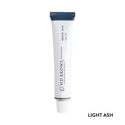 Brow Dye HD Brows Augenbrauenfarbe Exklusive Haartönung für die Augenbrauen, die bis zu 5 Wochen hält. Nur für den professionellen Gebrauch. Befolgen Sie die Anweisungen sorgfältig. Inhalt 20 ml HD Brows