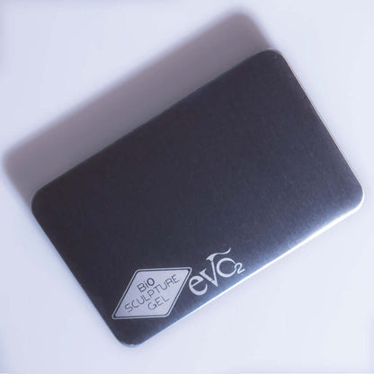 Metallplatte zum Mischen Diese Metallplatte kann zum Mischen und Vorbereiten von Gel, Glitzer und rosa Paste vor dem Auftragen auf den Nagel verwendet werden. Bio Sculpture