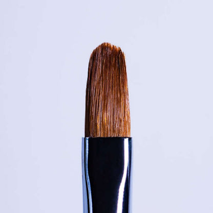 No 6 Round Brush Pinsel & Tools Gelpinsel Größe 6 mit abgerundeter Kante Der empfohlene Pinsel für eine vollständige Gel-Anwendung . Ideal zum Arbeiten in der Nähe der Nagelhaut für ein sauberes Finish. Leicht und einfach zu verwenden. Enthält einen Decke