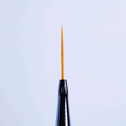 Upper Arch Brush Pinsel & Tools Dieser Gelpinsel wurde speziell für den Aufbau der Upper Arch entwickelt. Die wenigen, langen Pinselhaare liegen auf dem flüssigen Gel auf. Auch als Schlepp-Pinsel für Nail Art geeignet. Bio Sculpture