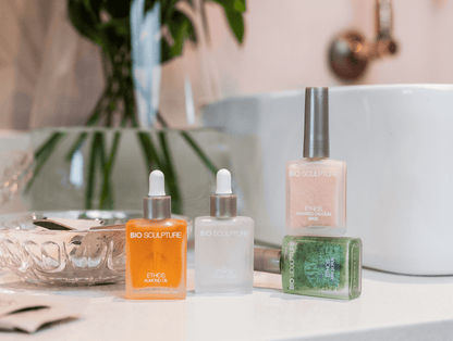 ETHOS Home Care Pack ETHOS Das ETHOS Home Care Pack enthält 1x Kiwi Scrub1x Vitamin Dose1x Almond Oil1x Lavender Base1x Thin Black file10x Gel Remover Sachets Bio Sculpture