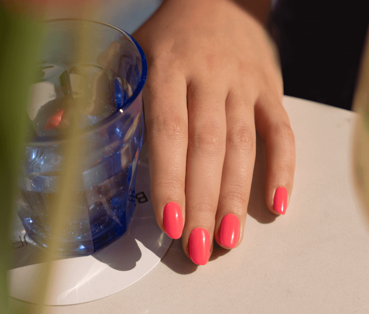 0180 Rosa - Evo EVO EVO GellackEin leuchtendes, neonfarbenes Korallenpink Hergestellt in Südafrika.EVO by Bio Sculpture Bio Sculpture