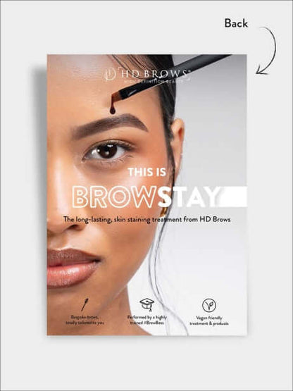 BrowStay Hybrid Poster (A4) BrowStay Hybrid Dieses A4-Werbeplakat für Salons eignet sich perfekt, um Ihre Kunden darauf aufmerksam zu machen, dass Sie die trendigen und gefragten HD Brows BrowStay Hybrid Dye-Behandlungen anbieten. Inhalt 1 Stück HD Brows