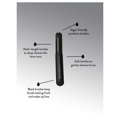 Brow Cleansing Brush HD Brows Augenbrauen-Reinigungsbürstchen Die Augenbrauen-Reinigungsbürste ist unverzichtbar für die Vorbereitung Ihrer Augenbrauenbehandlung. In Kombination mit dem HD Brows Foaming Brow Shampoo werden die Augenbrauen gründlich gerein