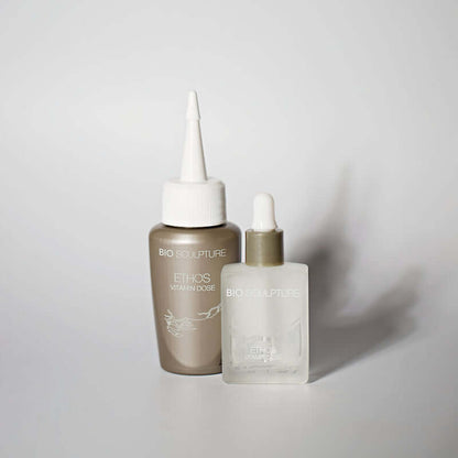 50ml Vitamin Dose & Spout Flüssigkeiten Vitamin Dose muss auf saubere Nägel aufgetragen werden, damit Ihre Nagelplatte die Vitamine B1, B2, B12, Vit C und Vit P aufnehmen kann, die für den Zellstoffwechsel und die Keratinstruktur für ein gesundes Nagelwac