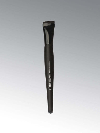 Big Brow Brush HD Brows Big Brow Brush Schneller und präziser Applikator Was ist das? Die Geheimwaffe für große Augenbrauen, der Big Brow Brush, ist ein unverzichtbares Werkzeug, um Ihre bevorzugten Augenbrauenprodukte präzise und schnell aufzutragen. Ver