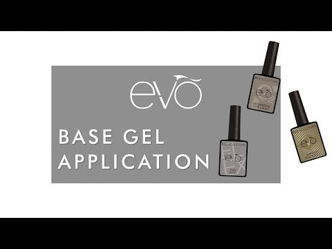 EVO 80 Base & Build EVO Base Unser brandneues Evo Base Gel. Nageltyp: Geeignet für die meisten Nageltypen, kurze, mittlere oder lange Länge Anwendung: Tragen Sie eine flache Basisschicht mit unserer einzigartigen Greif- und Glättungsmethode auf. 30 Sekund