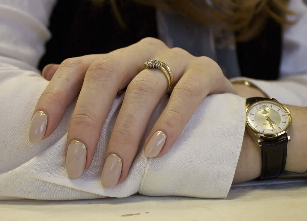 2093 Ivory Beige - GEMINI GEMINI GEMINI Nagellack Hergestellt in SüdafrikaGEMINI by Bio Sculpture Bio Sculpture