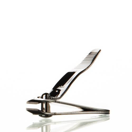 Nagelhautzange mit Seitenklinge Cuticle Nipper Side Blade Use the Cuticle Nipper Side Blade to remove stubborn hang nails. Never cut away living tissue in the cuticle area, as it will grow back harder and faste Bio Sculpture