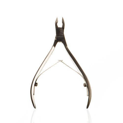 Cuticle Nipper / Nagelhautzange Nagelscheren & Nagelknips Rasiermesserscharf und langlebig. Diese Premium-Nagelhautzange hat eine sanfte Federwirkung, die sie superleicht in der Anwendung macht. Bio Sculpture