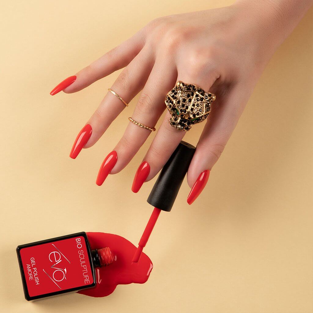 EVO CLASSICS #4 EVO Collection Bio Sculpture EVO CLASSICS #4Bestimmte Farben veralten einfach nie!BIO SCULPTURE bringt diese Klassiker von EVO und präsentiert das dritte Farbset der EVO Classics Reihe:141 Vicky, 142 Ruby, 143 Valentina, 144 Zoey , 145 Amo