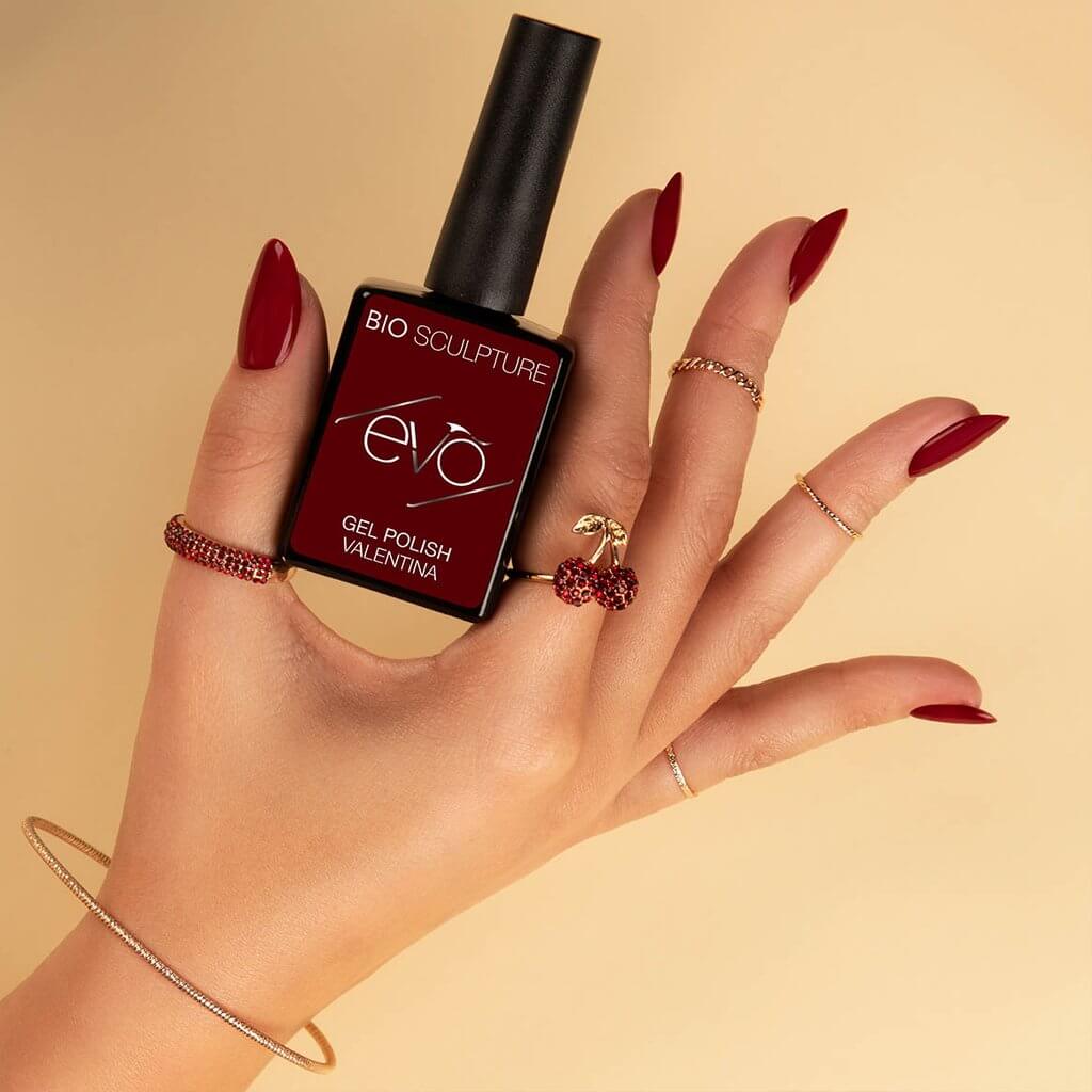 EVO CLASSICS #4 EVO Collection Bio Sculpture EVO CLASSICS #4Bestimmte Farben veralten einfach nie!BIO SCULPTURE bringt diese Klassiker von EVO und präsentiert das dritte Farbset der EVO Classics Reihe:141 Vicky, 142 Ruby, 143 Valentina, 144 Zoey , 145 Amo