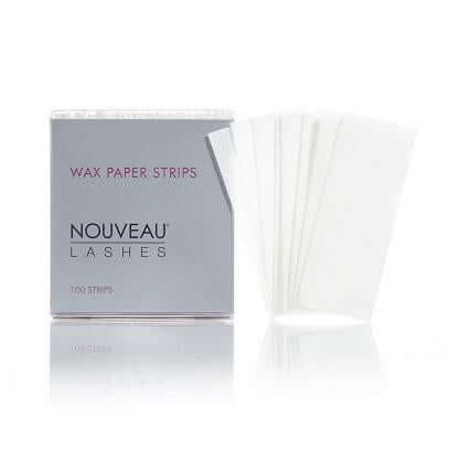 Papier Wachsstreifen Brow Design Nouveau Lashes Papier Wachsstreifen sind für alle Professional Brauenwachssysteme geeignet. In Verbindung mit Nouveau Lashes Gelee Wax sorgen diese für ein garantiert professionelles Finish. INHALT100 (25mm x 65mm) Streife