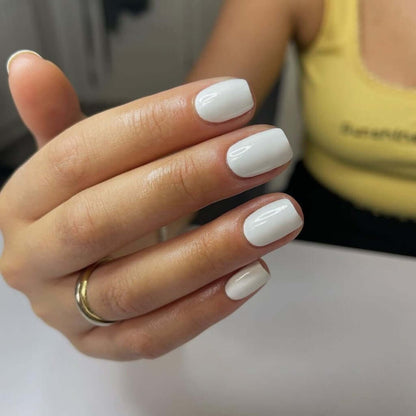 0001 Whitney - EVO GEL EVO EVO Gellack Whitney - Ein reines Weiss wie der Schnee. Hergestellt in Südafrika.EVO by Bio Sculpture Bio Sculpture