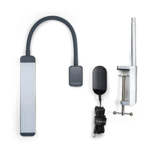 Glamcor Mono Lamp LED Lampen Die Glamor-Lampe ist die ultimative Lichtquelle für den Einsatz bei der Durchführung von Wimperbehandlungen wie Extend, Express, LVL und SVS. Dies ist die aktualisierte Version des Classic Elite Modells mit der HD Daylight Bel