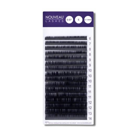 Classic Lashes mixed size Box Lash Extensions Unsere Einzelwimpernverlängerungen haben einen Schwung, der sich natürlich anfühlt und über Wochen gut hält. Durch das leicht Design heben sich die Wimpern leicht ab, ohne dass sie natürlichen Wimpern beschädi