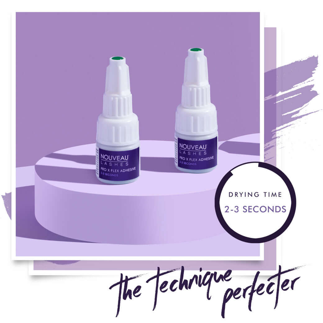 Kleber PRO X FLEX ADHESIVE Kleber Unser allererster Klebstoff ohne Dämpfe, Pro X Flex, ist ideal für empfindliche Augen und offene Augentechniken sowie das Auftragen der unteren Wimpern und liefert fortschrittliche Ergebnisse mit einer Trocknungszeit von